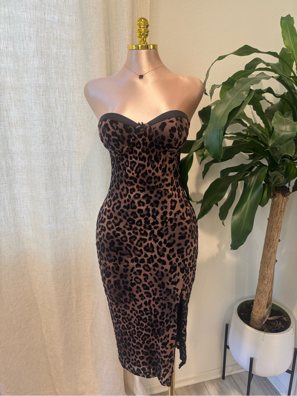 Haute Monde Strapless Leopard Print Bodycon Dress - Brown & Black